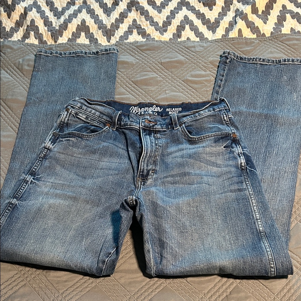 Wrangler Retro Men's Relaxed Boot Fit Denim Jeans - Picture 2 of 4